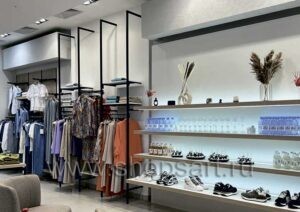 Торговое оборудование магазина одежды MAYORGO ТРЦ Город коллекция ZARA Фото 01